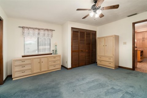 House in Port Orange, Florida 4 bedrooms, 216.56 sq.m. № 1883409 - photo 24