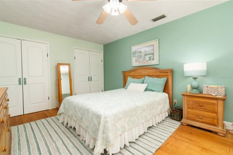 House in Port Orange, Florida 4 bedrooms, 216.56 sq.m. № 1883409 - photo 18