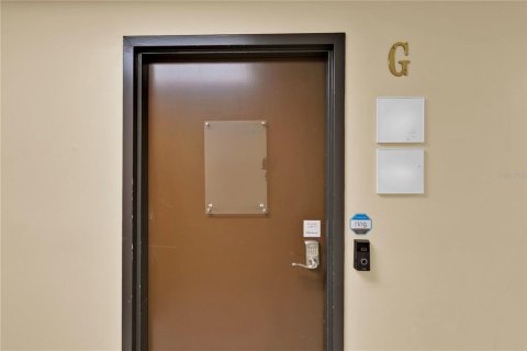 Propiedad comercial en alquiler en Orlando, Florida, 131.55 m2 № 1686904 - foto 4