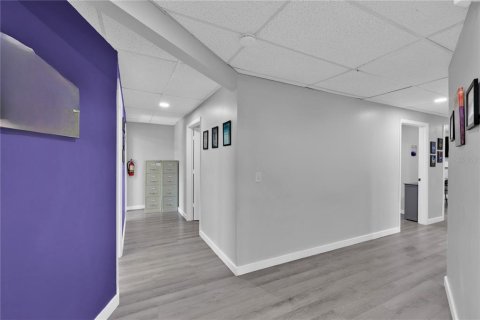 Propiedad comercial en alquiler en Orlando, Florida, 131.55 m2 № 1686904 - foto 22