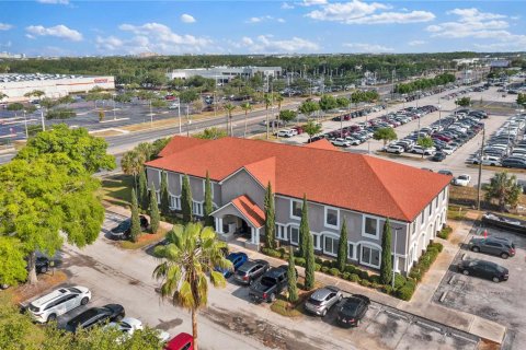 Propiedad comercial en alquiler en Orlando, Florida, 131.55 m2 № 1686904 - foto 25