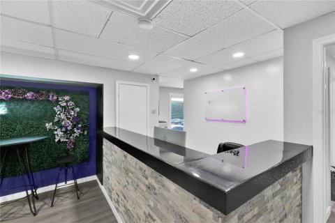 Propiedad comercial en alquiler en Orlando, Florida, 131.55 m2 № 1686904 - foto 7