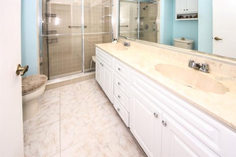 Villa ou maison à vendre à New Port Richey, Floride: 2 chambres, 123.19 m2 № 1733835 - photo 15