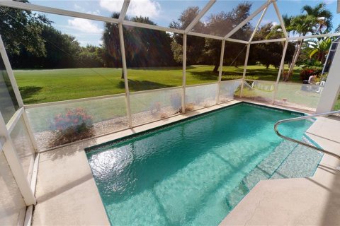 House in Punta Gorda, Florida 3 bedrooms, 159.7 sq.m. № 950610 - photo 27