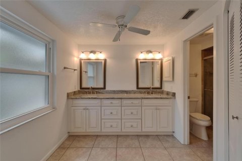 Villa ou maison à vendre à Temple Terrace, Floride: 3 chambres, 170.57 m2 № 1659182 - photo 24