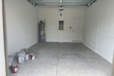 Townhouse in San Antonio, Florida 3 bedrooms, 166.02 sq.m. № 1915324 - photo 19