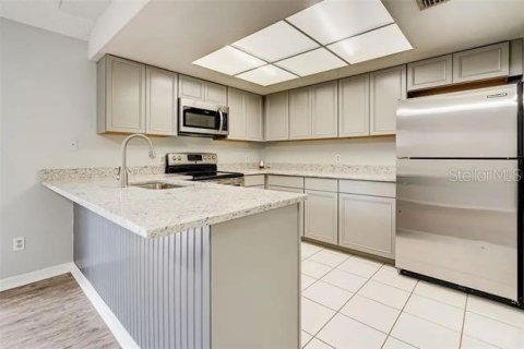 Copropriété à louer à Clearwater, Floride: 2 chambres, 100.98 m2 № 1647811 - photo 12
