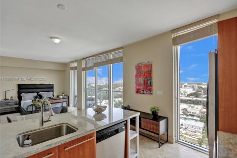 Condominio en alquiler en Miami, Florida, 53.88 m2 № 2050230 - foto 21