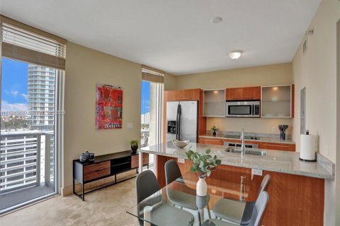 Condominio en alquiler en Miami, Florida, 53.88 m2 № 2050230 - foto 19