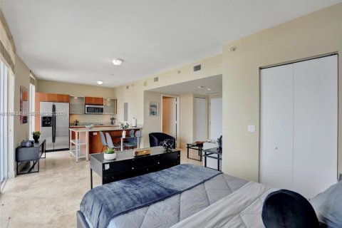 Condominio en alquiler en Miami, Florida, 53.88 m2 № 2050230 - foto 12
