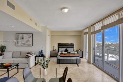 Condominio en alquiler en Miami, Florida, 53.88 m2 № 2050230 - foto 23