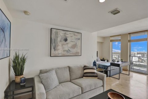 Condominio en alquiler en Miami, Florida, 53.88 m2 № 2050230 - foto 5