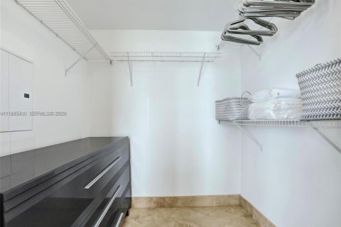 Condominio en alquiler en Miami, Florida, 53.88 m2 № 2050230 - foto 15