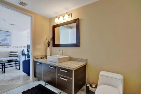 Condominio en alquiler en Miami, Florida, 53.88 m2 № 2050230 - foto 26