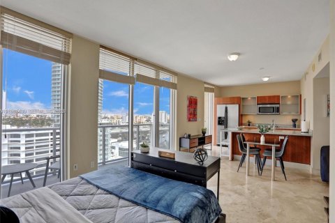 Condominio en alquiler en Miami, Florida, 53.88 m2 № 2050230 - foto 14
