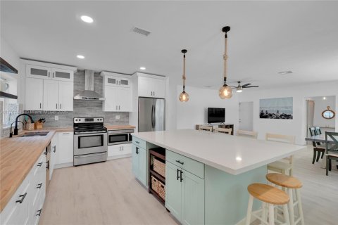 Casa en venta en Hollywood, Florida, 4 dormitorios, 158.31 m2 № 1861117 - foto 7