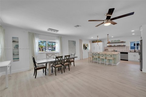 Casa en venta en Hollywood, Florida, 4 dormitorios, 158.31 m2 № 1861117 - foto 5