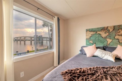 Condo in Daytona Beach, Florida, 2 bedrooms  № 1871241 - photo 7