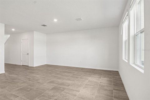 Casa en venta en Zephyrhills, Florida, 3 dormitorios, 182.46 m2 № 1791502 - foto 5