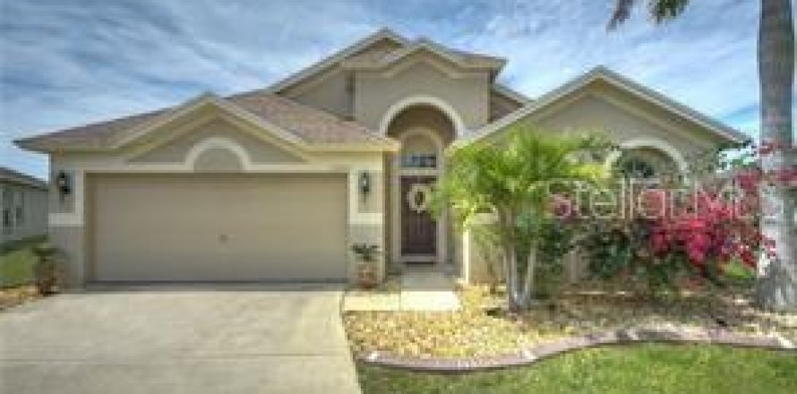 House in Riverview, Florida 4 bedrooms, 192.68 sq.m. № 2095890