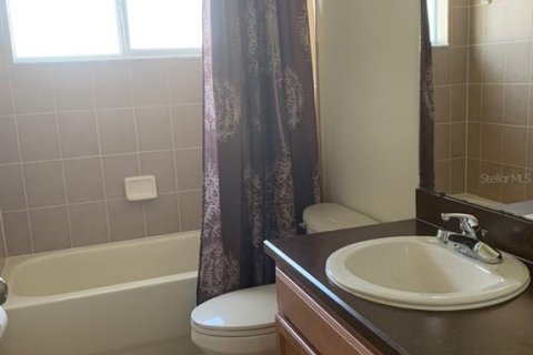 House in Riverview, Florida 4 bedrooms, 192.68 sq.m. № 2095890 - photo 21