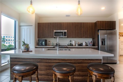 Condo in Doral, Florida, 3 bedrooms in URBANA  № 1863933 - photo 11