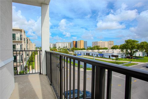 Condo in Doral, Florida, 3 bedrooms in URBANA  № 1863933 - photo 20
