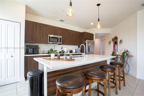 Condo in Doral, Florida, 3 bedrooms in URBANA  № 1863933 - photo 12