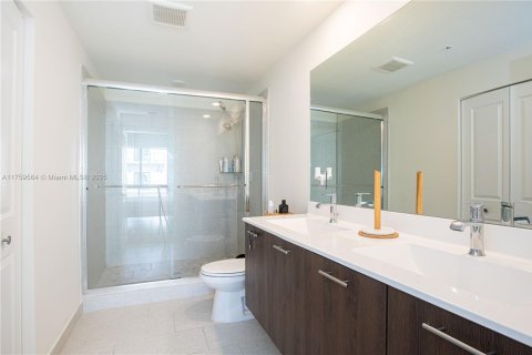 Condo in Doral, Florida, 3 bedrooms in URBANA  № 1863933 - photo 24