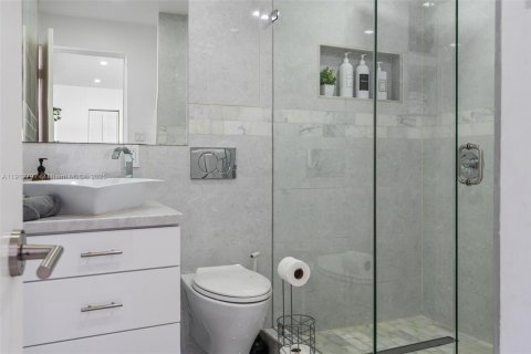 Купить виллу или дом в Майами-Шорс, Флорида 3 спальни, 119.01м2, № 1973631 - фото 21