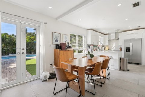 Купить виллу или дом в Майами-Шорс, Флорида 3 спальни, 119.01м2, № 1973631 - фото 6