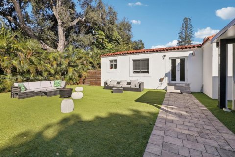 Купить виллу или дом в Майами-Шорс, Флорида 3 спальни, 119.01м2, № 1973631 - фото 27