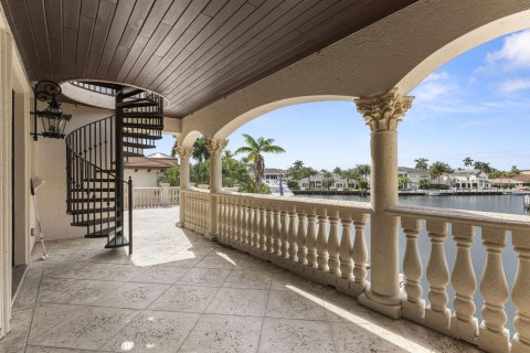 Casa en venta en Lighthouse Point, Florida, 7 dormitorios, 613.34 m2 № 2188113 - foto 28