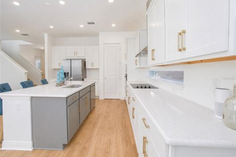 Villa ou maison à vendre à Orlando, Floride: 5 chambres, 318.19 m2 № 2354306 - photo 15