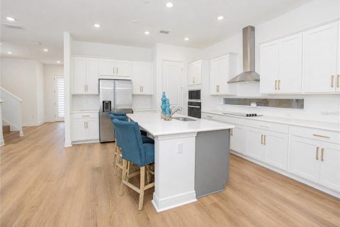 Villa ou maison à vendre à Orlando, Floride: 5 chambres, 318.19 m2 № 2354306 - photo 20