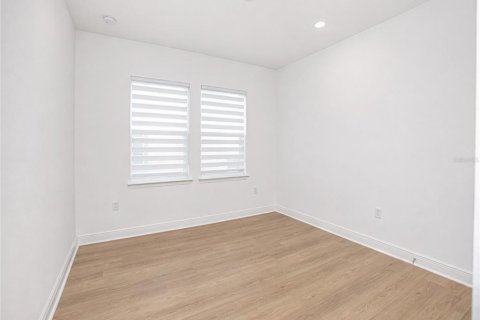 Villa ou maison à vendre à Orlando, Floride: 5 chambres, 318.19 m2 № 2354306 - photo 14