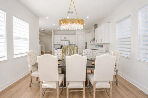 Villa ou maison à vendre à Orlando, Floride: 5 chambres, 318.19 m2 № 2354306 - photo 17
