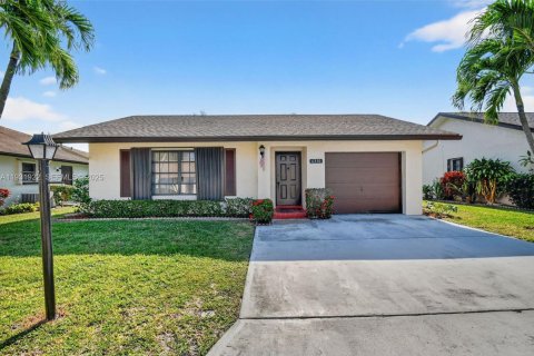 Casa en Greenacres, Florida 2 dormitorios, 107.49 m2 № 2055209