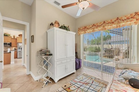 House in Englewood, Florida 3 bedrooms, 210.98 sq.m. № 1916563 - photo 23