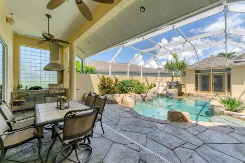 House in Englewood, Florida 3 bedrooms, 210.98 sq.m. № 1916563 - photo 28