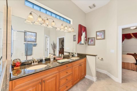 House in Englewood, Florida 3 bedrooms, 210.98 sq.m. № 1916563 - photo 21