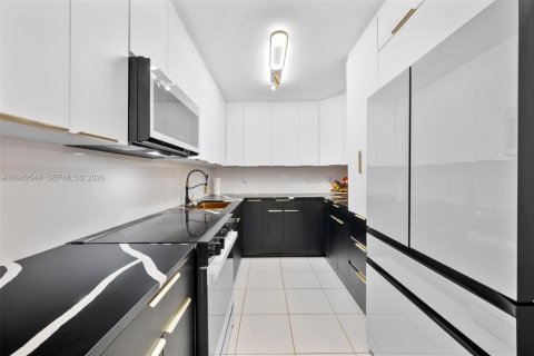 Купить кондоминиум в Авентура, Флорида 2 спальни, 101.45м2, № 2049213 - фото 7