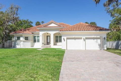 Casa en Flagler Beach, Florida 4 dormitorios, 265.51 m2 № 2129469