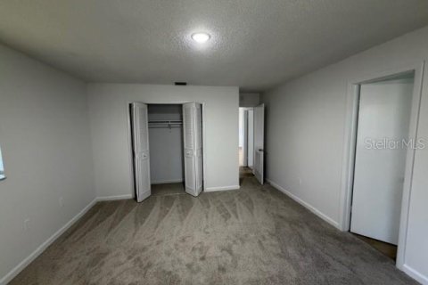 House in Lake Wales, Florida 2 bedrooms, 93.46 sq.m. № 2114558 - photo 4