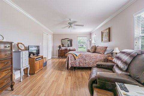 House in Tarpon Springs, Florida 4 bedrooms, 217.86 sq.m. № 2124912 - photo 19