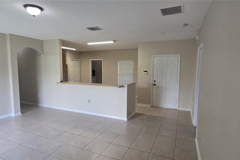 House in Kissimmee, Florida 3 bedrooms, 130.06 sq.m. № 2258734 - photo 3