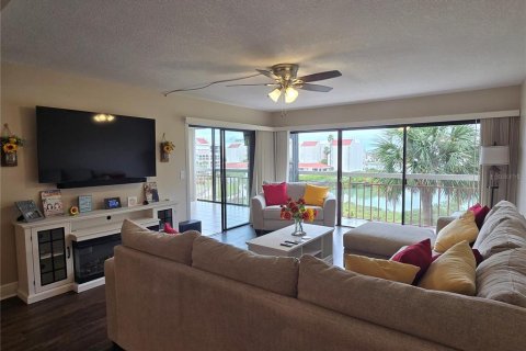 Condominio en alquiler en South Pasadena, Florida, 1 dormitorio, 97.55 m2 № 1566763 - foto 15