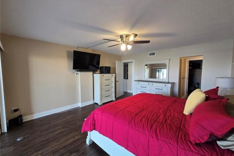 Condominio en alquiler en South Pasadena, Florida, 1 dormitorio, 97.55 m2 № 1566763 - foto 29
