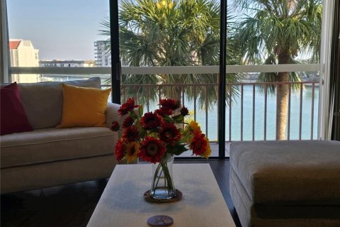 Condominio en alquiler en South Pasadena, Florida, 1 dormitorio, 97.55 m2 № 1566763 - foto 25