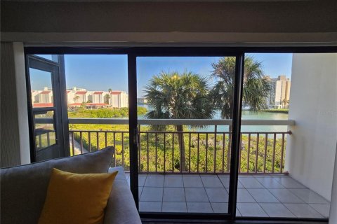 Condominio en alquiler en South Pasadena, Florida, 1 dormitorio, 97.55 m2 № 1566763 - foto 20
